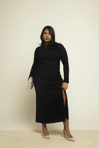 Curve Black Textured Crinkle Ruched Midaxi Dress