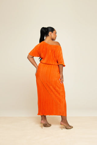 Curve Plisse drop shoulder midi dress in bright orange
