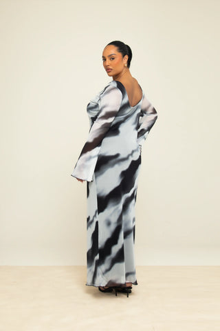 Curve Abstract Flare Sleeve Maxi Dress
